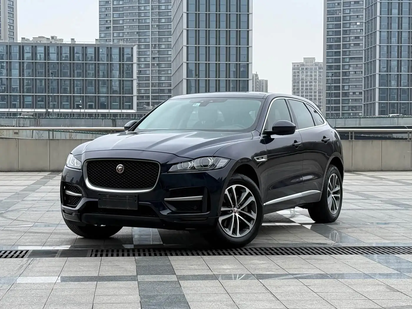 Jaguar F-PACE, 2017