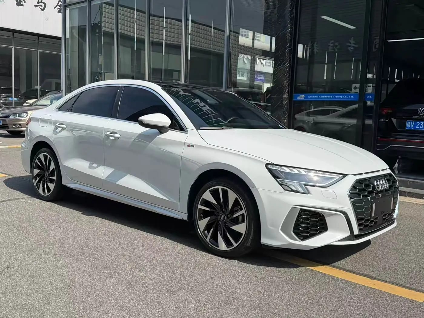 Audi A3 2023 — Photo 4/12