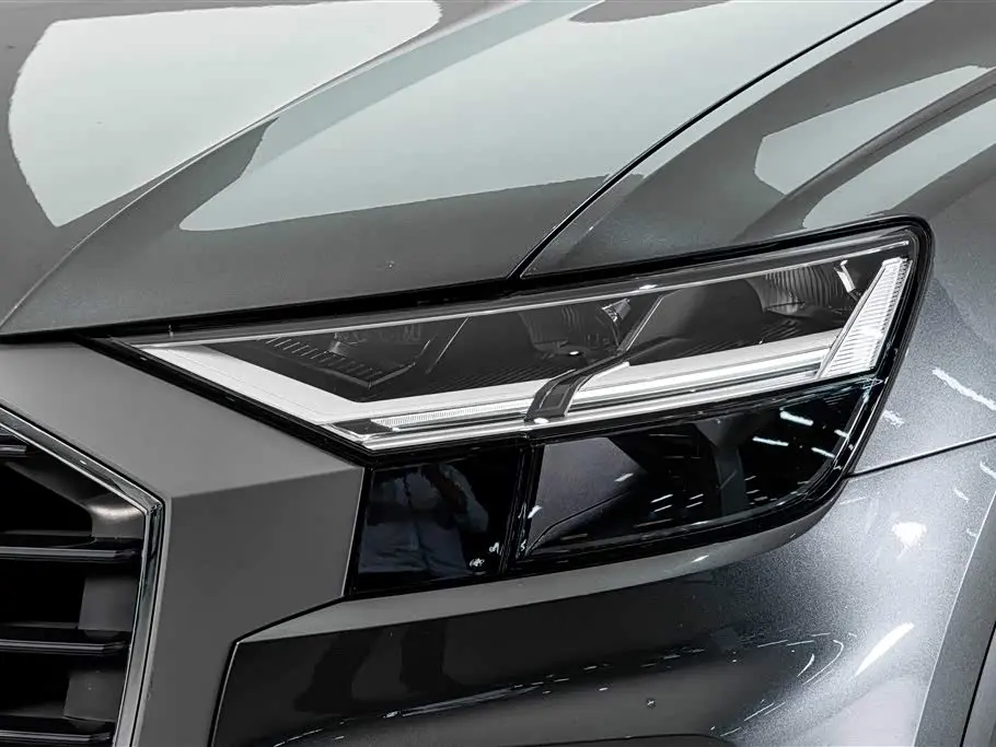 Audi Q8 2021 — Фото 4/20