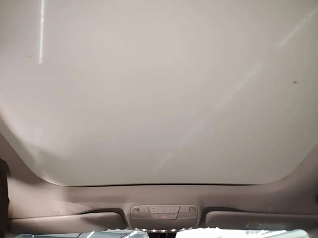 Mercedes-Benz E-Class 2019 — Photo 18/20