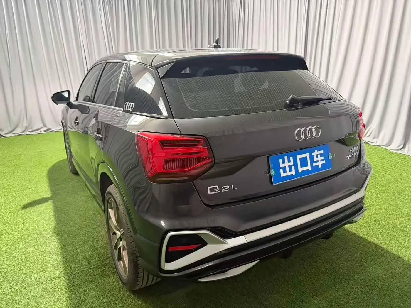 Audi Q2L 2022 — ფოტო 4/18