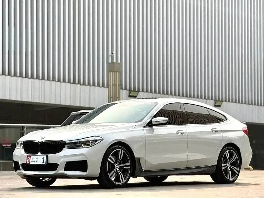 BMW 6 Series GT 2019 — Photo 1/9