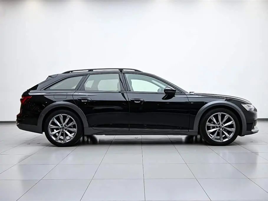 Audi A6 2024 — Photo 6/20
