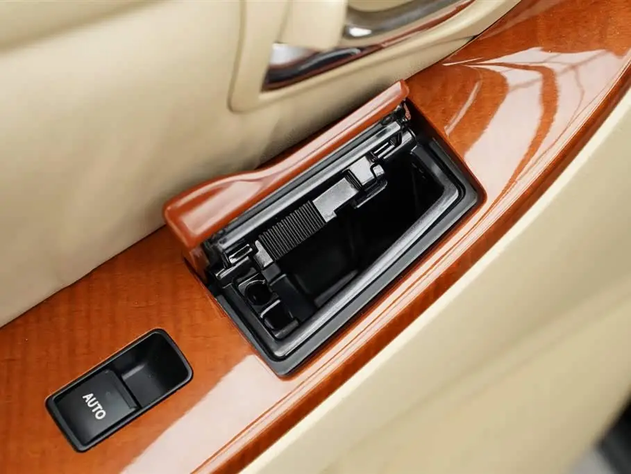 Toyota Crown 2007 — ფოტო 11/20