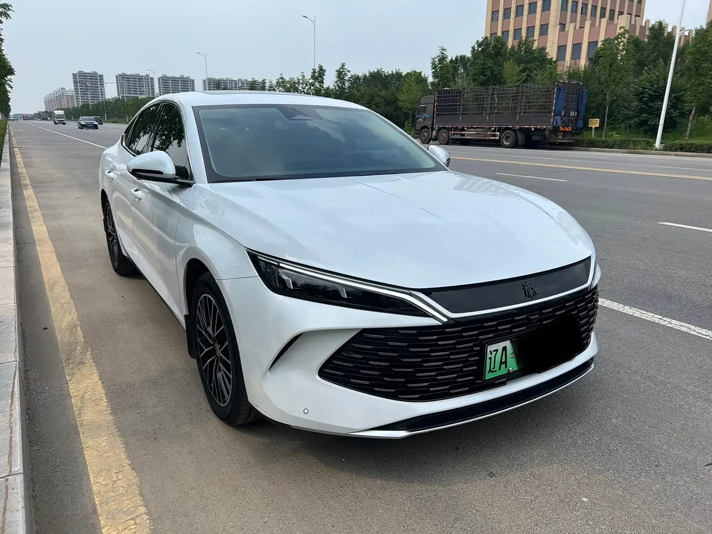 BYD Qin L 2024 — Photo 3/20