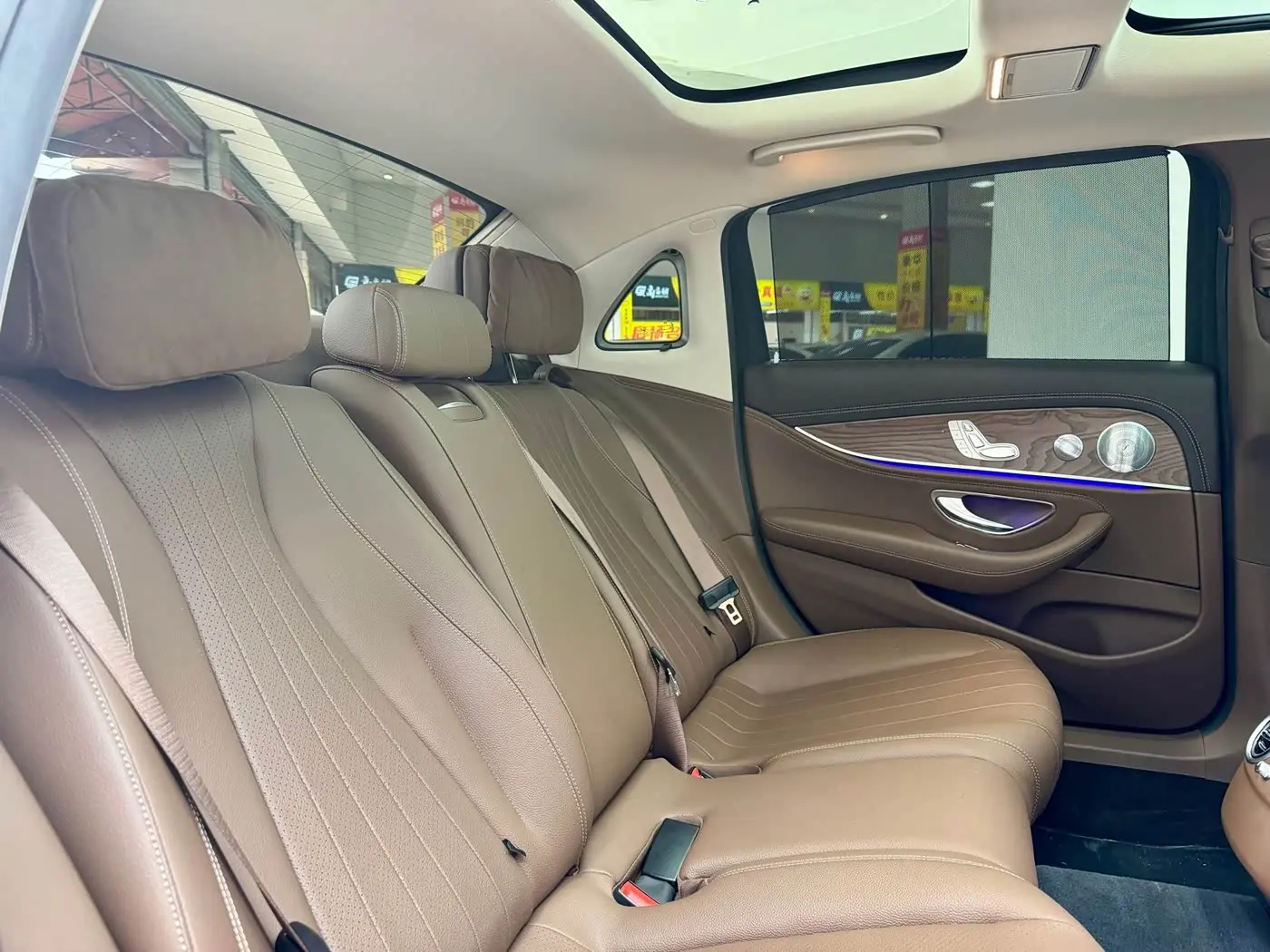 Mercedes-Benz E-Class 2020 — Фото 15/20