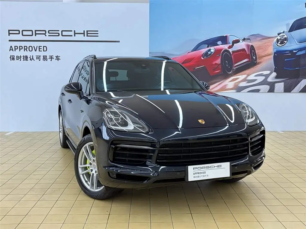 Porsche Cayenne New Energy 2021 — Photo 5/15