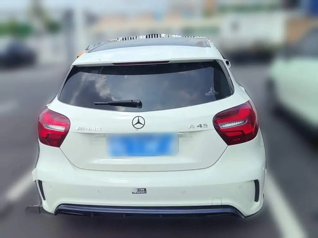 Mercedes-Benz A-Class AMG 2018 — ფოტო 8/20