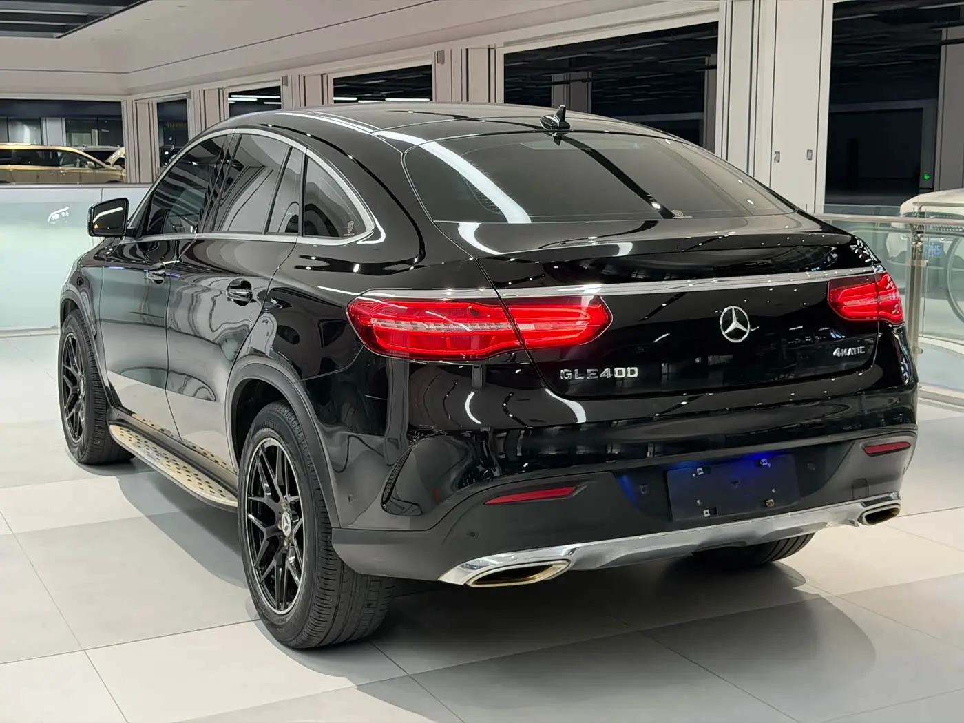 Mercedes-Benz GLE Coupe 2017 — Фото 5/9