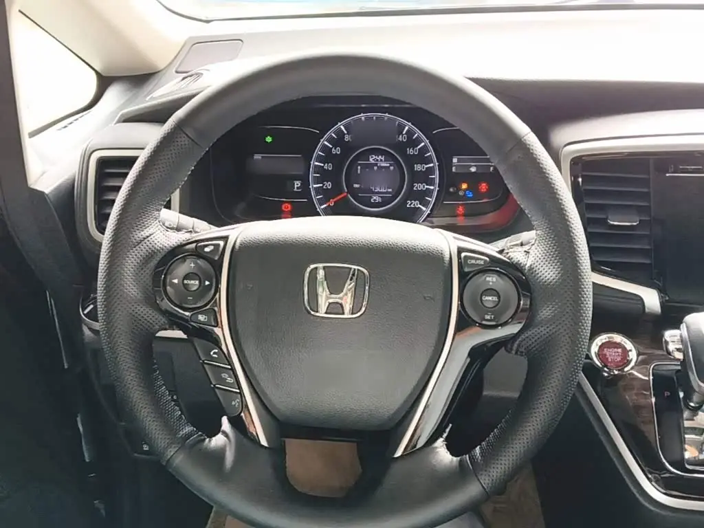 Honda Odyssey 2018 — Photo 11/20