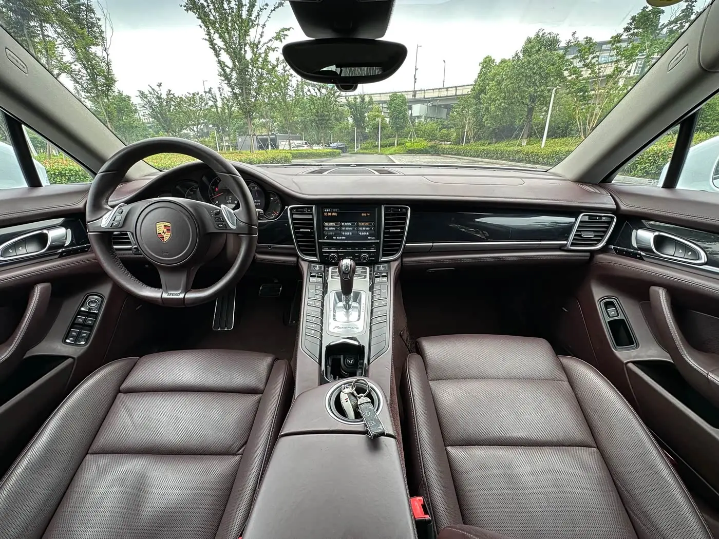 Porsche Panamera 2016 — Photo 8/16