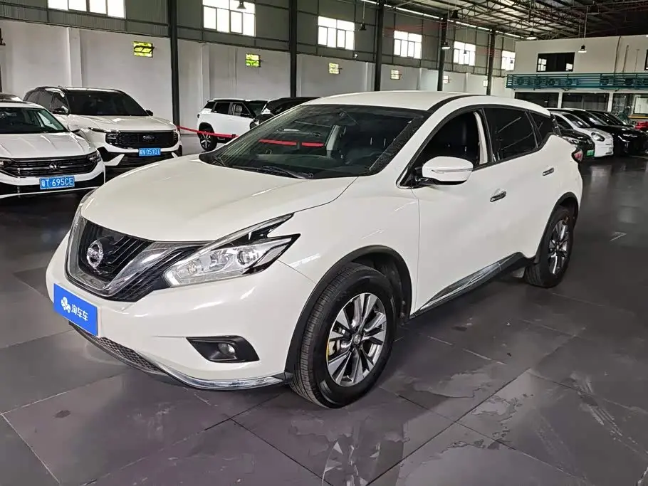 Nissan Murano 2023 — Photo 1/16