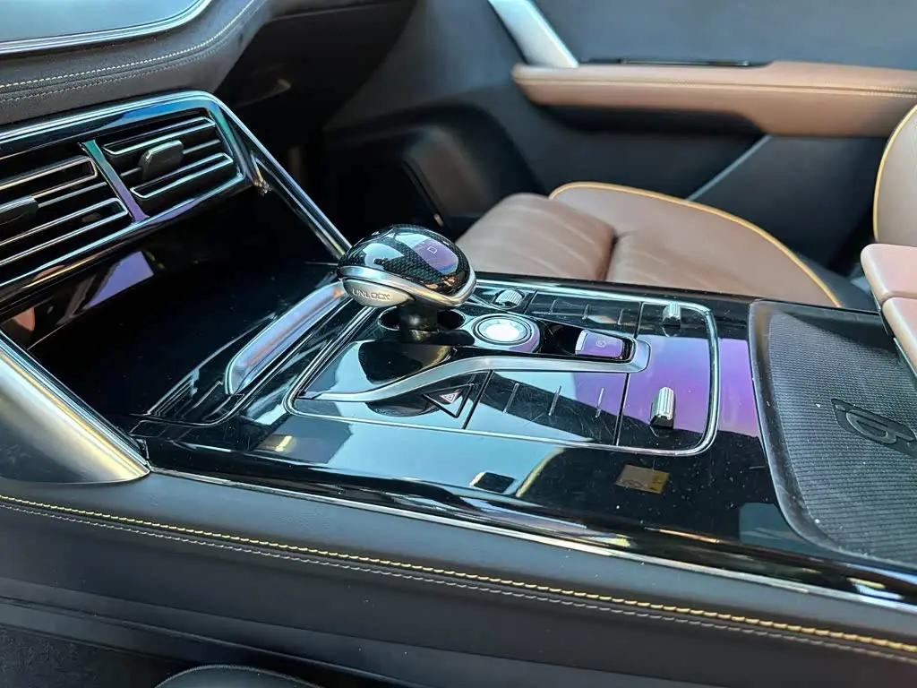 BYD Tang New Energy 2022 — Photo 16/20