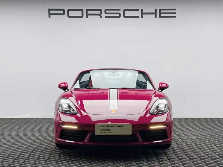 Porsche 718 2023 — Photo 2/15
