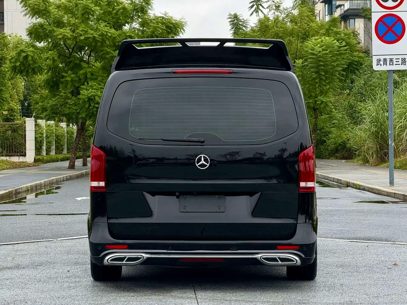 Mercedes-Benz Vito 2021 — Photo 6/19