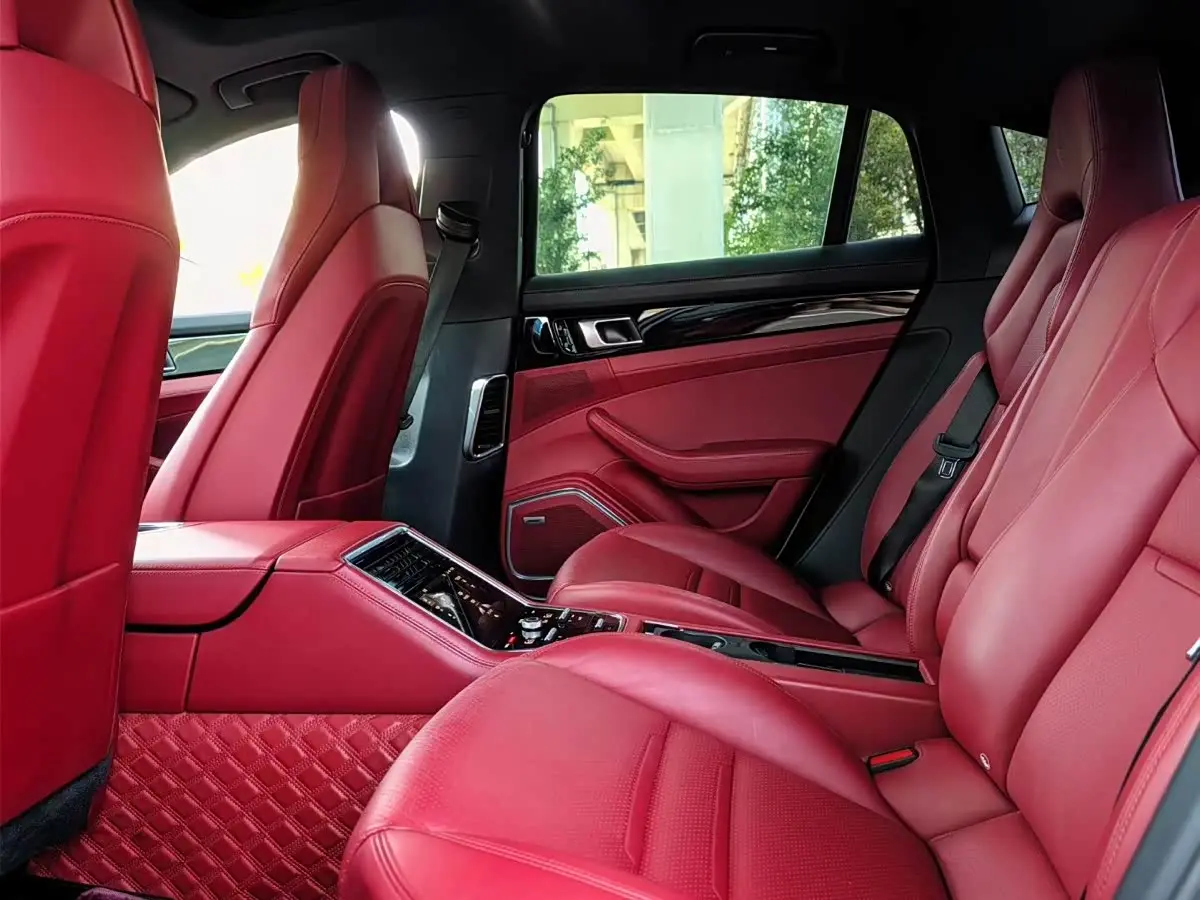 Porsche Panamera 2021 — Photo 7/18