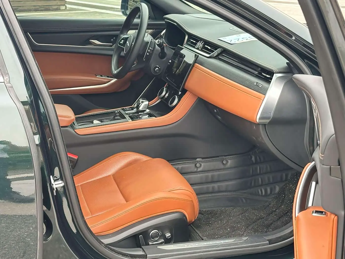 Jaguar XFL 2023 — Фото 19/20