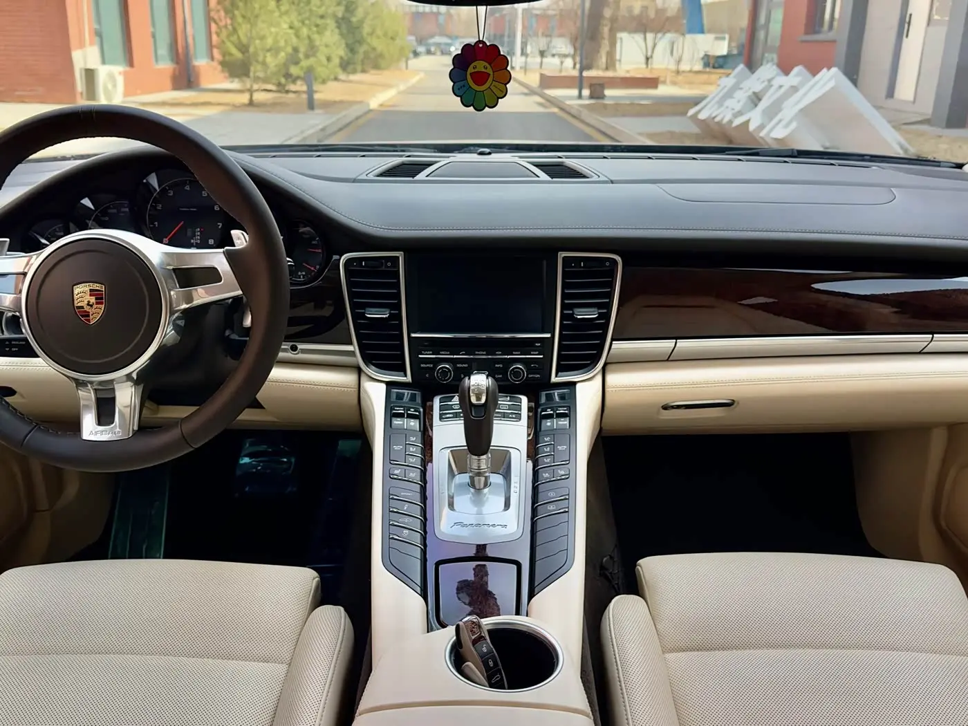 Porsche Panamera 2016 — Фото 6/15