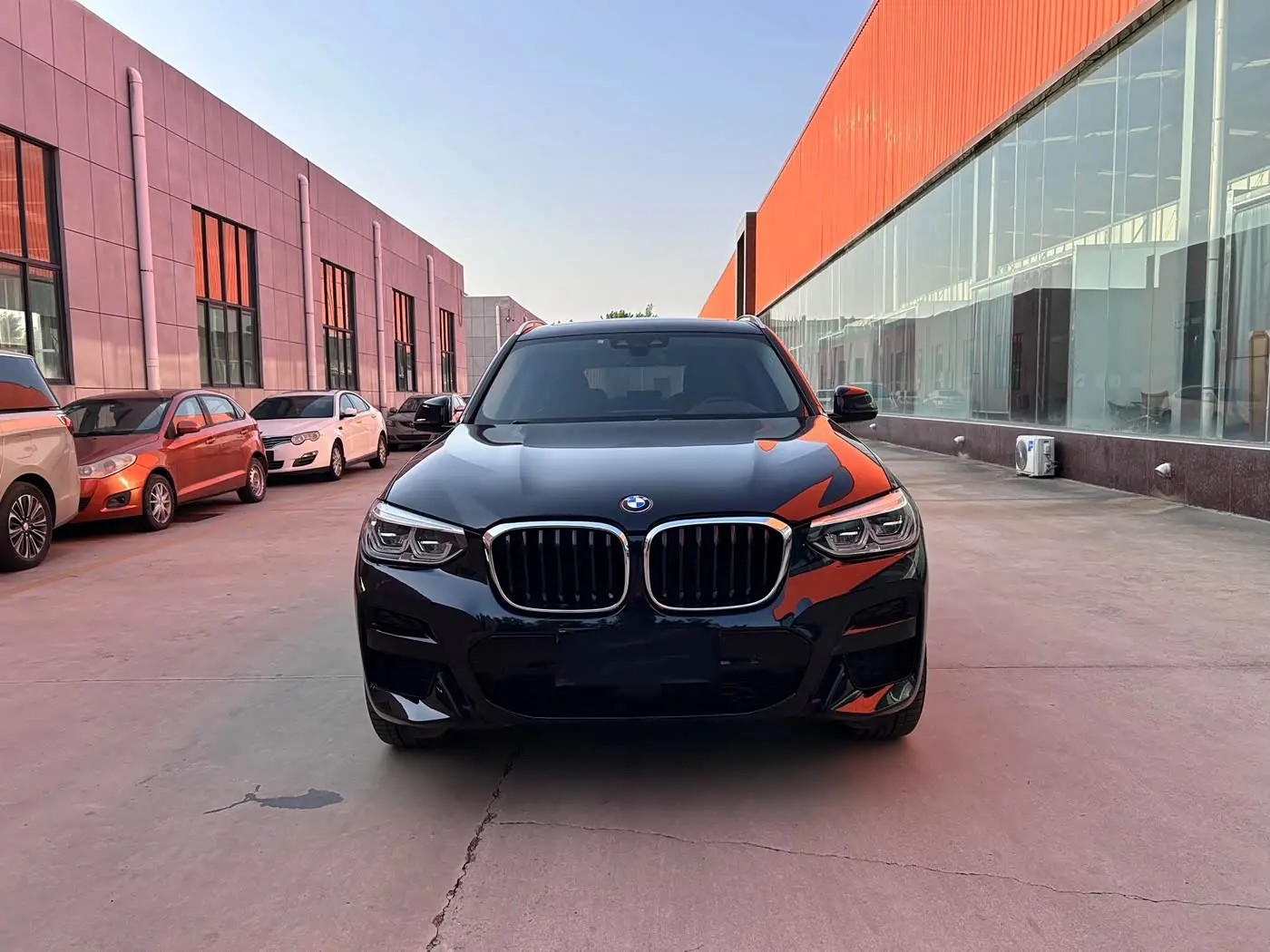 BMW X3 2020 — Фото 2/9