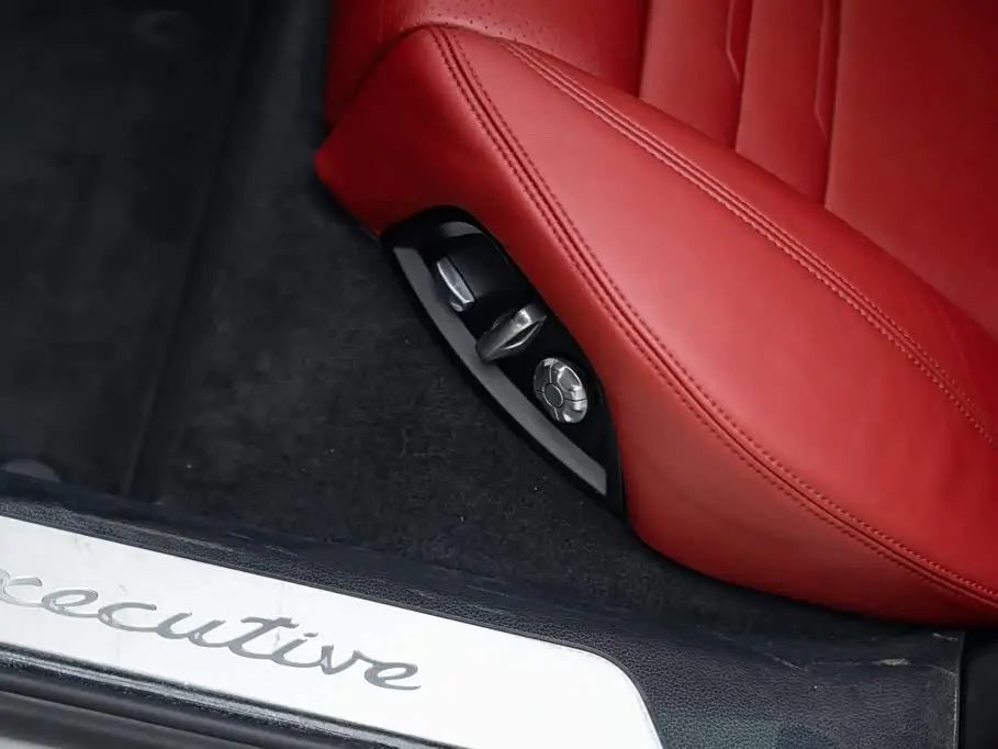 Porsche Panamera 2020 — Photo 11/20