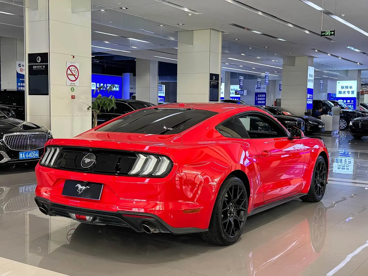 Ford Mustang 2019 — Photo 18/18