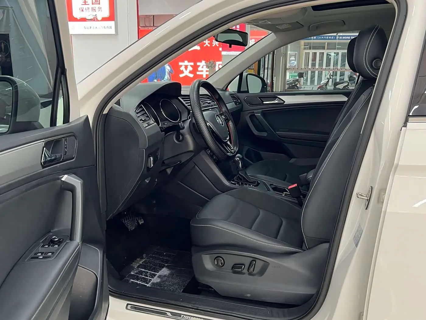 Volkswagen Tiguan L 2020 — Фото 4/18