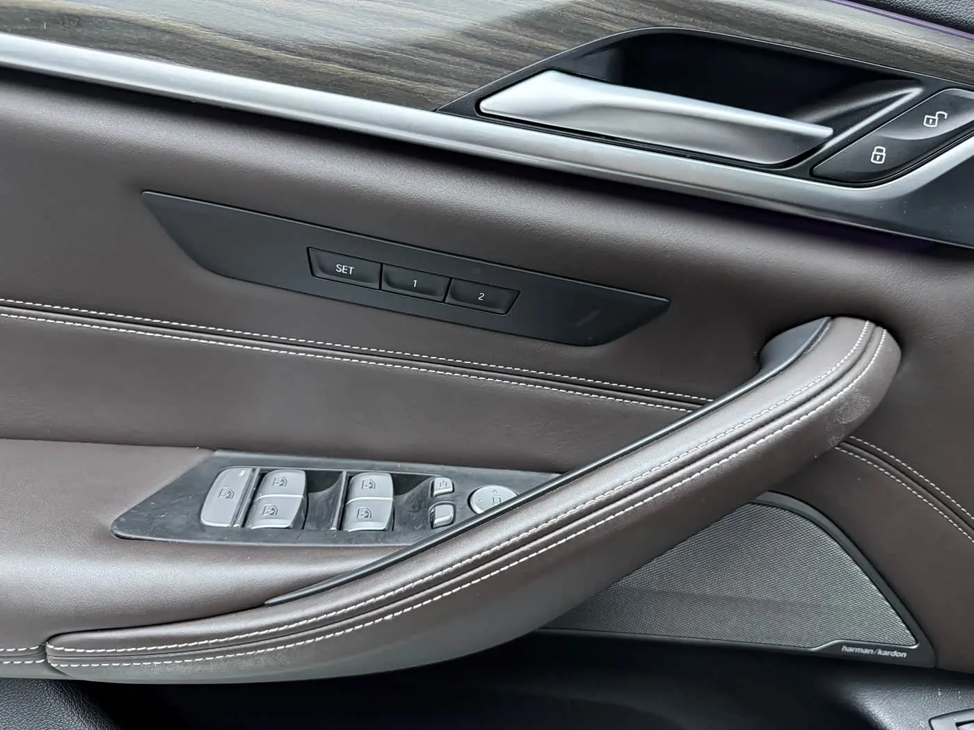 BMW 5 Series 2019 — Фото 19/20