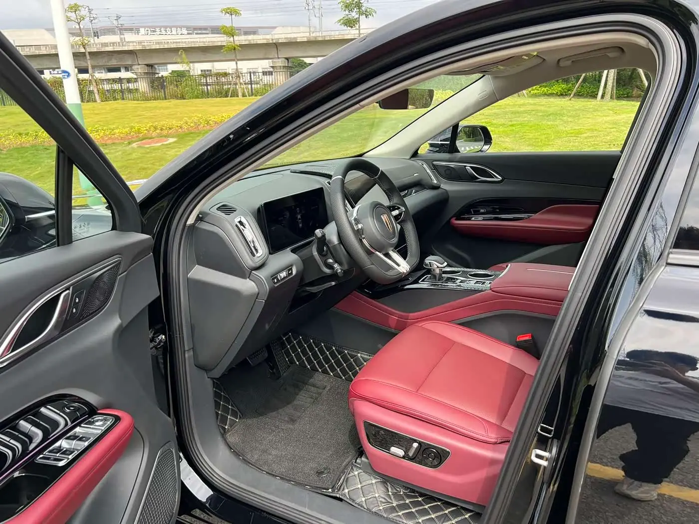 Hongqi HS3 PHEV 2025 — Şəkil 9/12
