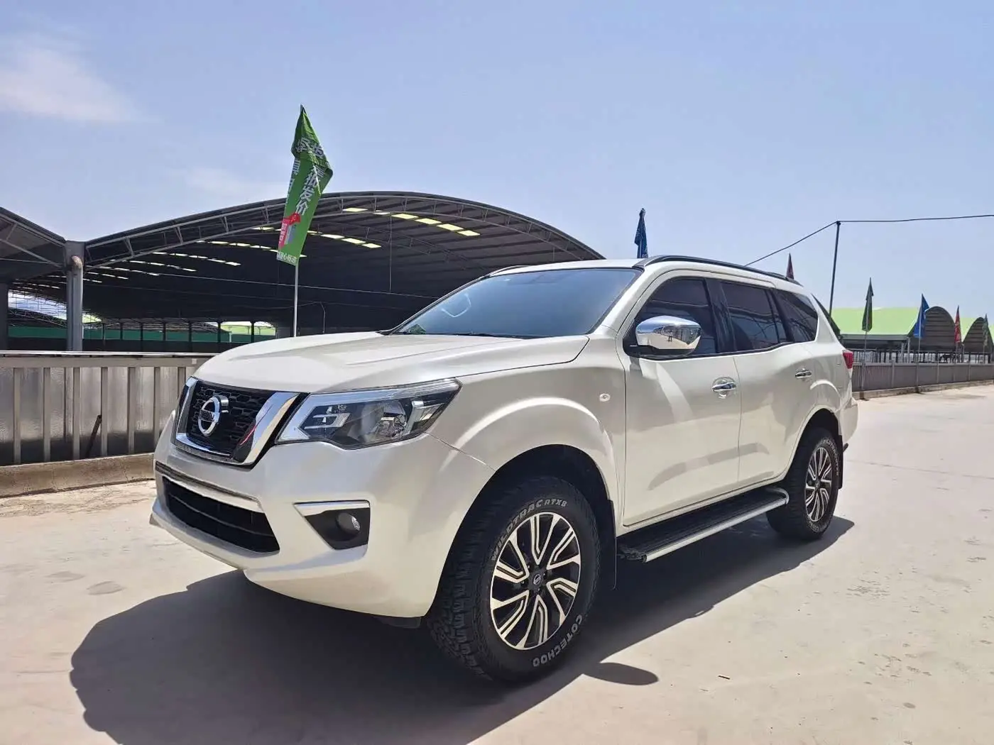 Nissan Terra 2019 — Şəkil 1/10