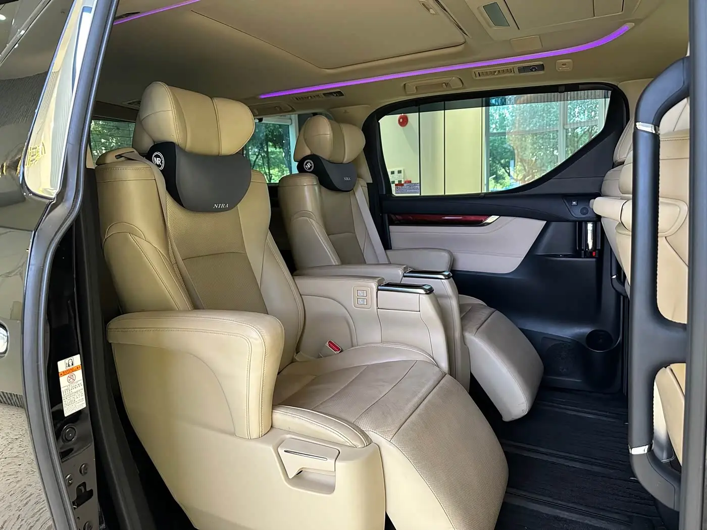 Toyota Alphard 2016 — Фото 14/16