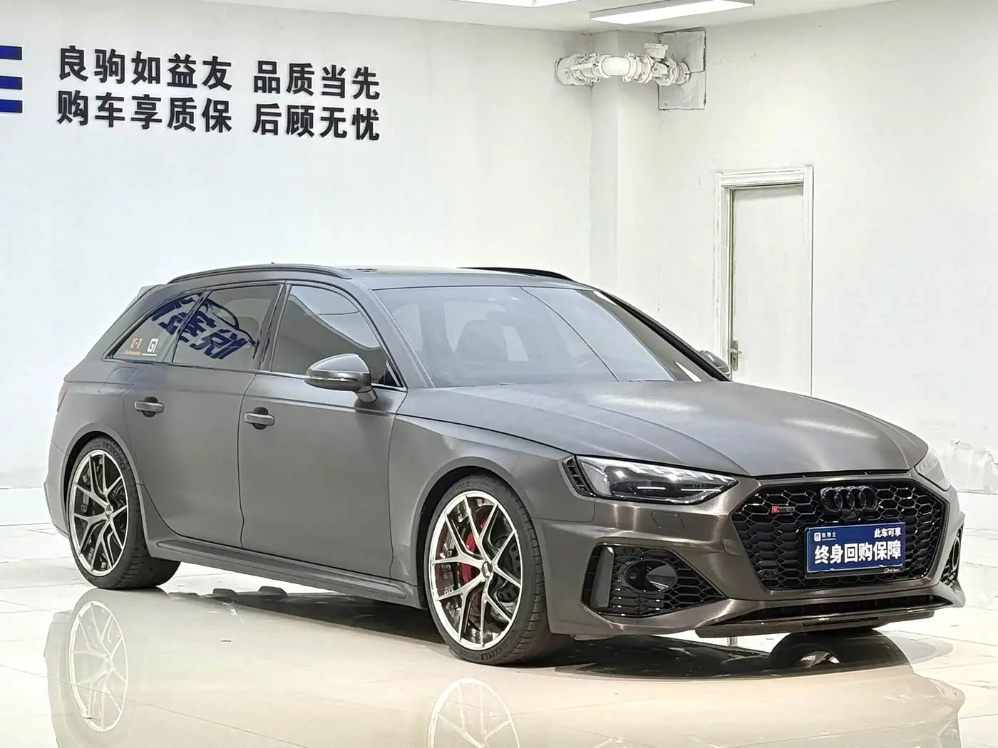 Audi RS 4 2022 — ფოტო 3/9