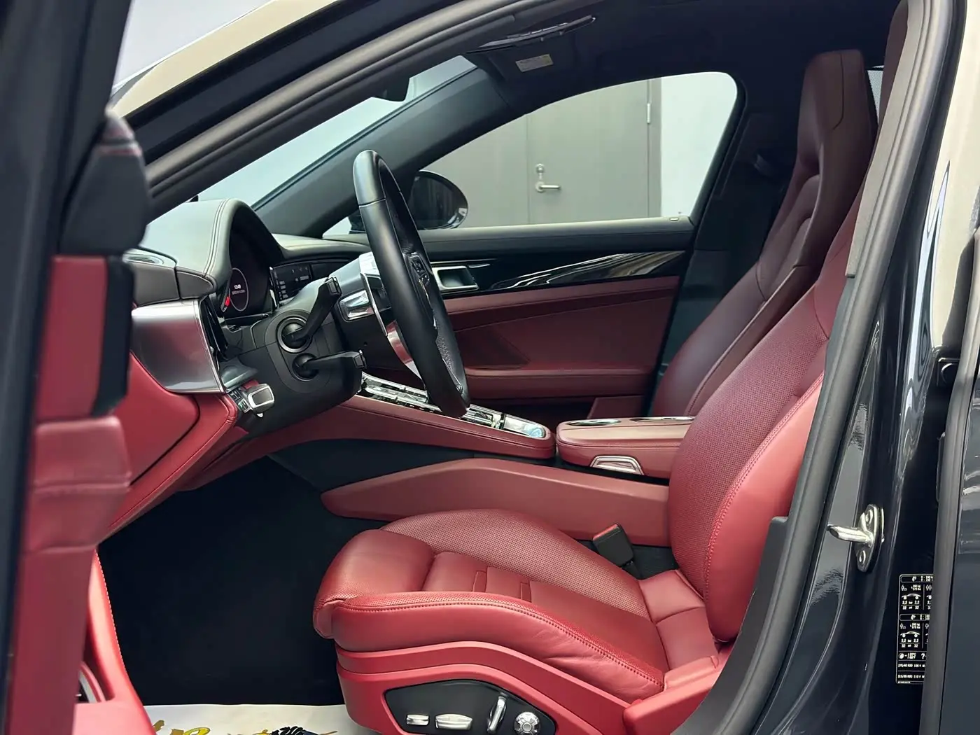 Porsche Panamera 2019 — Şəkil 9/16