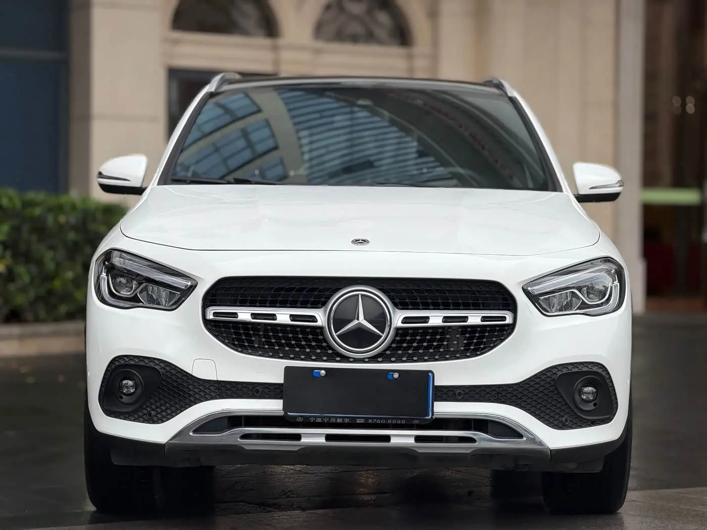 Mercedes-Benz GLA 2022 — Photo 2/10