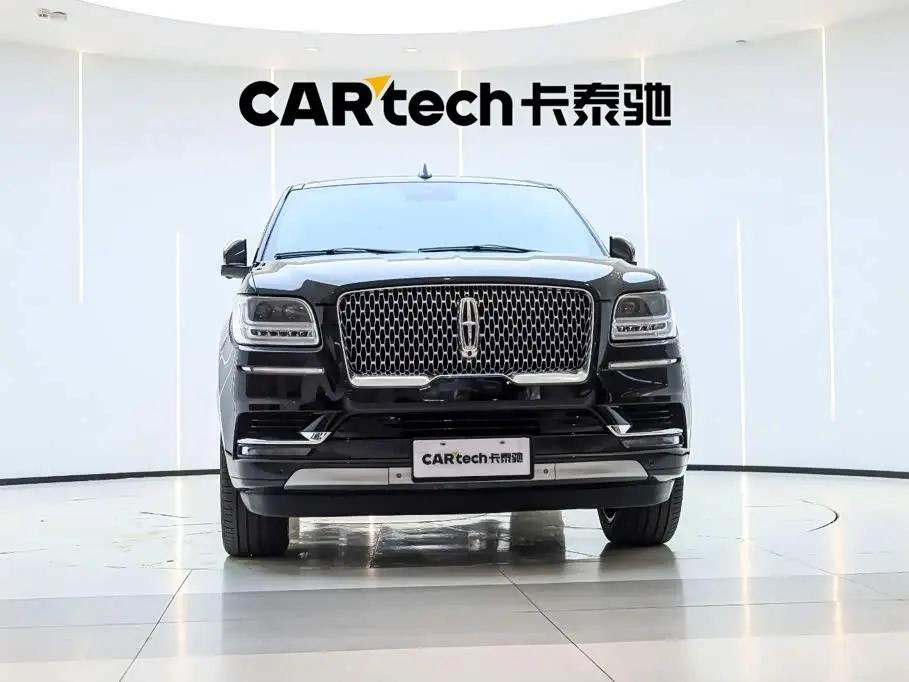 Lincoln Navigator 2023 — Şəkil 6/20