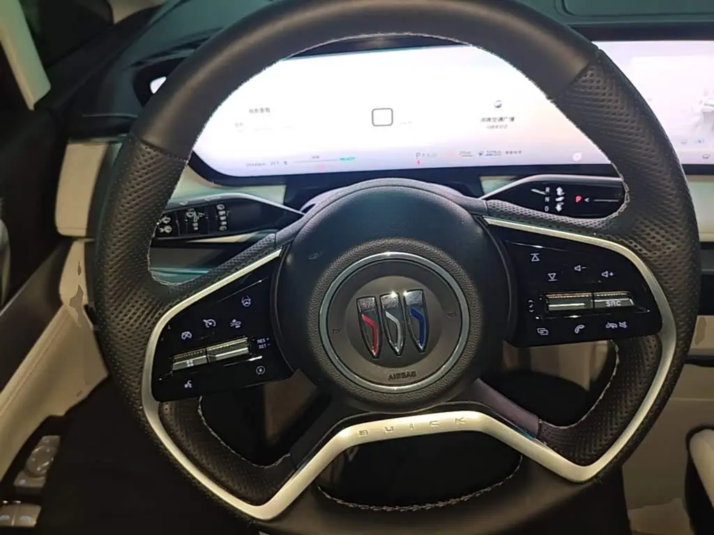 Buick GL8 New Energy 2024 — Photo 11/20