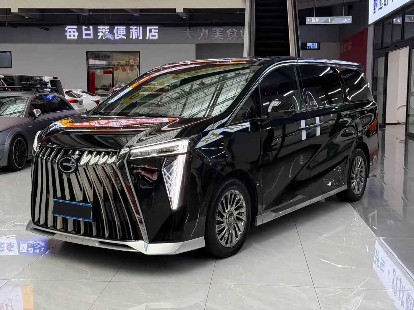 GAC Trumpchi Trumpchi M8 2024 — Фото 1/10