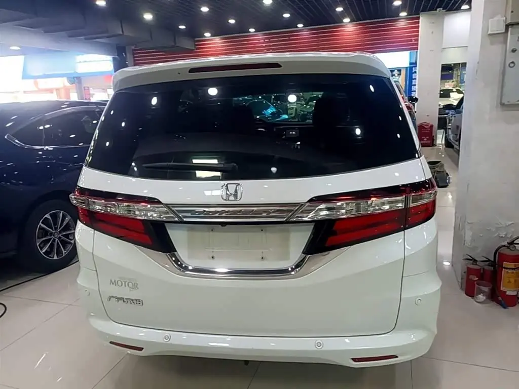 Honda Odyssey 2017 — Photo 6/20