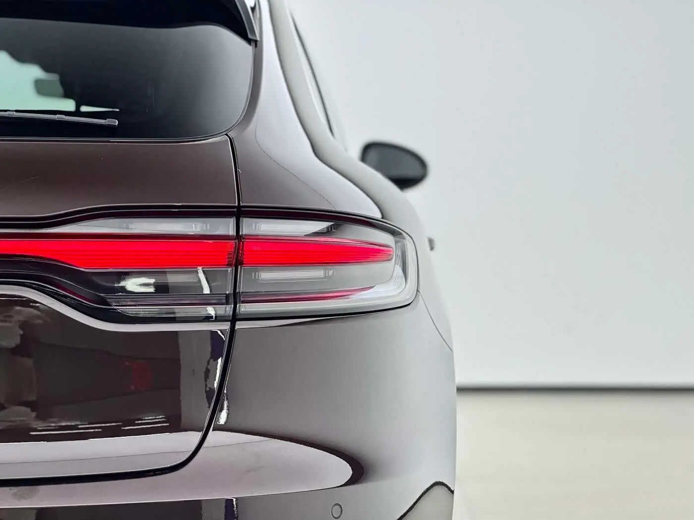 Porsche Macan 2019 — Photo 8/17