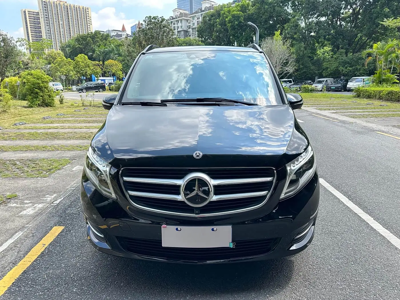 Mercedes-Benz V-Class 2018 — Фото 1/20