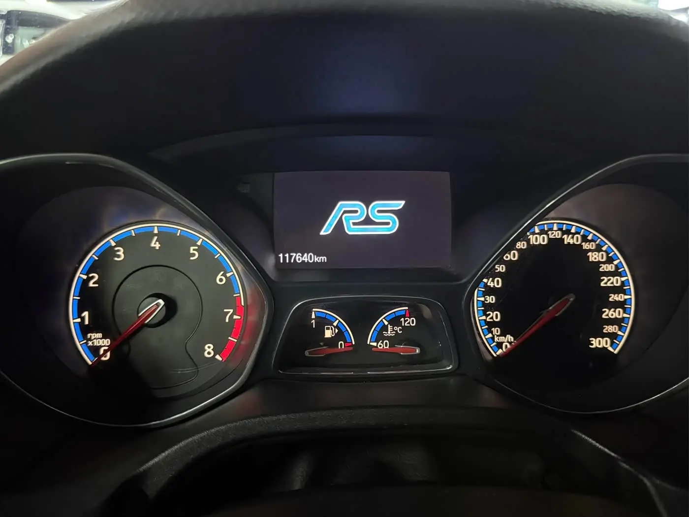 Ford Focus 2019 — Фото 10/13