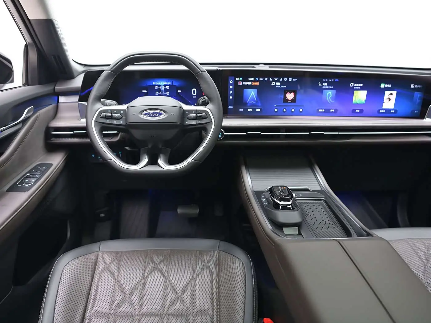Ford Edge 2025 — ფოტო 13/16