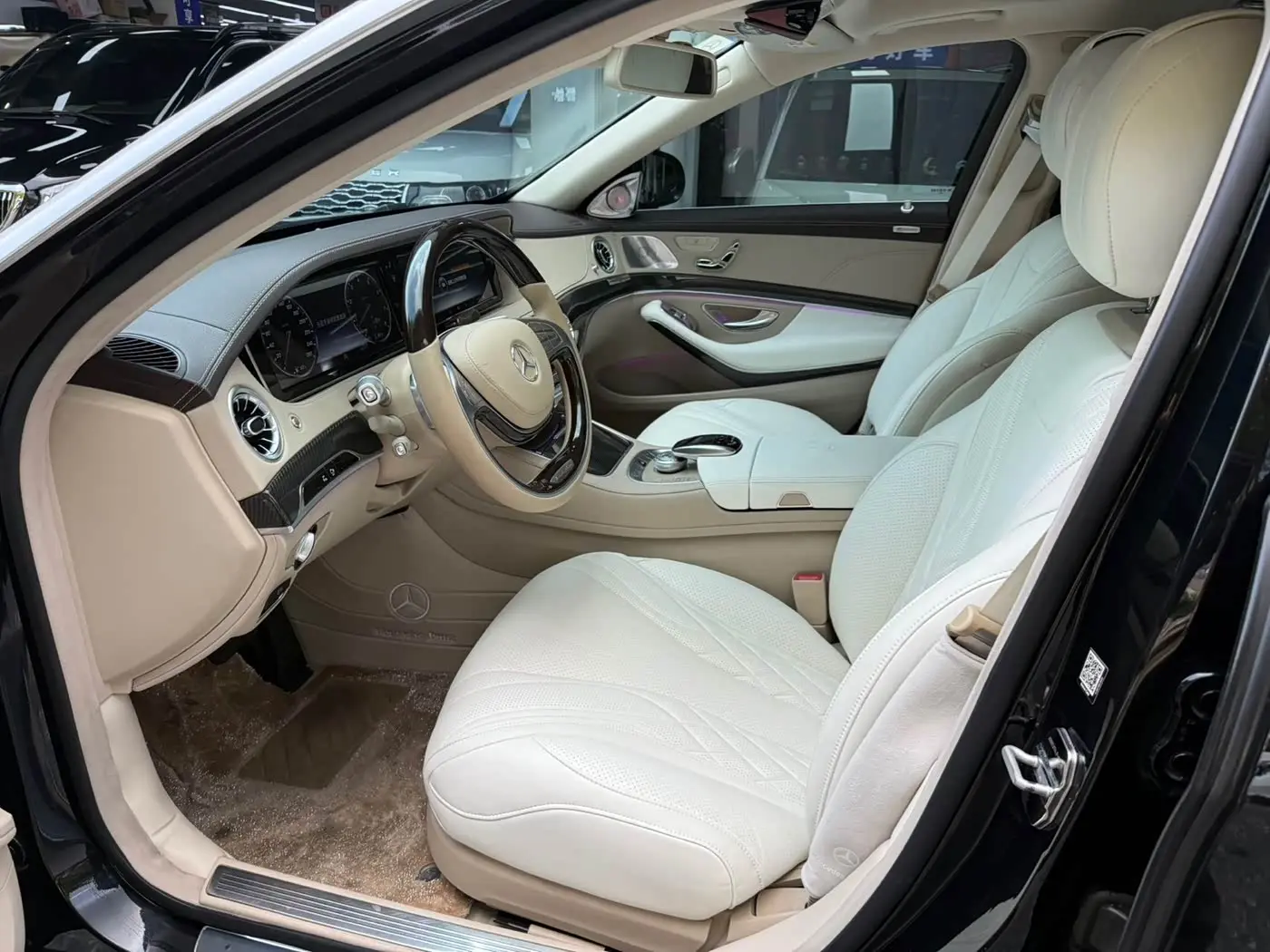 Mercedes-Benz S-Class 2015 — Photo 7/20
