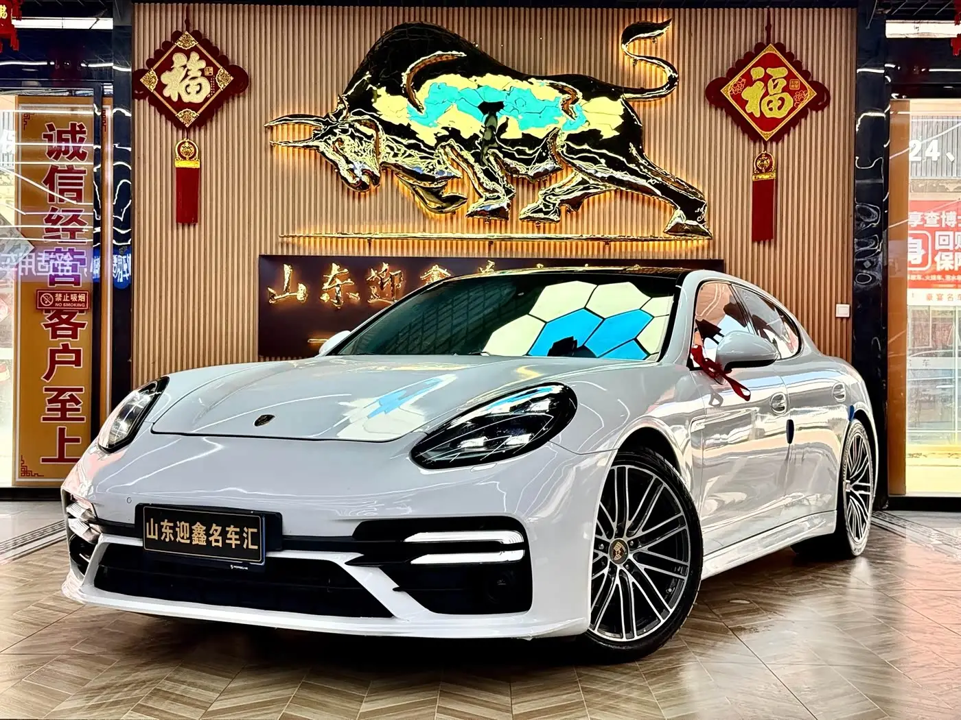 Porsche Panamera, 2011