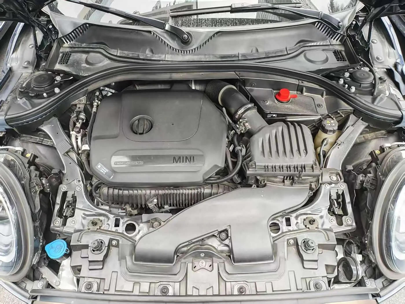 MINI CLUBMAN 2024 — Şəkil 8/10