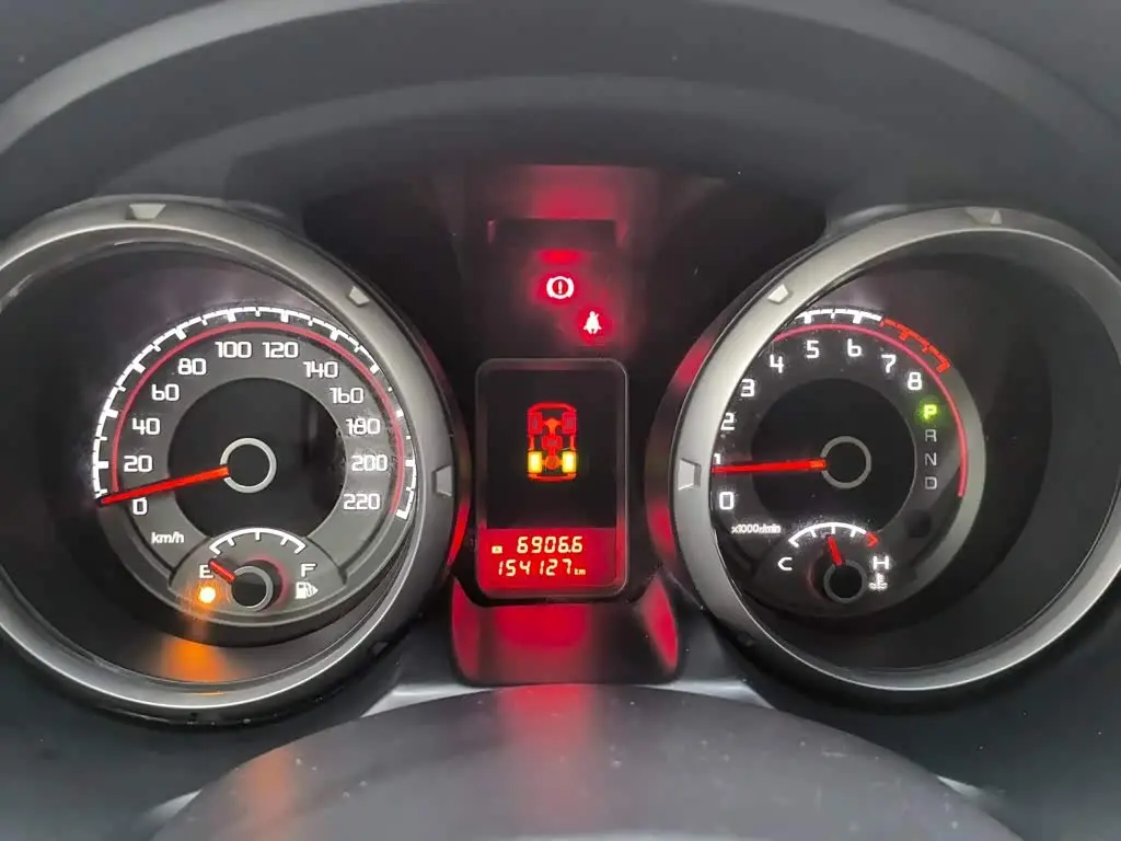 Mitsubishi Pajero 2019 — Şəkil 9/20