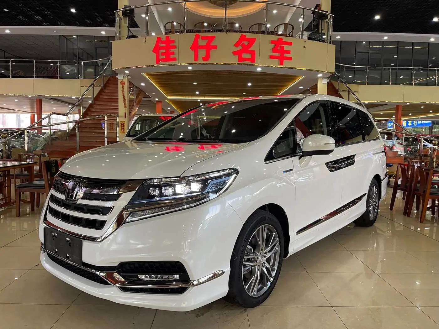 Honda Elysion 2021 — Photo 1/19
