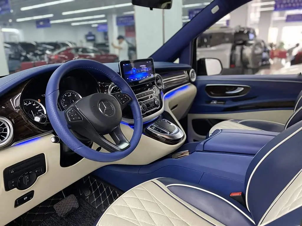 Mercedes-Benz Vito 2022 — Photo 19/20
