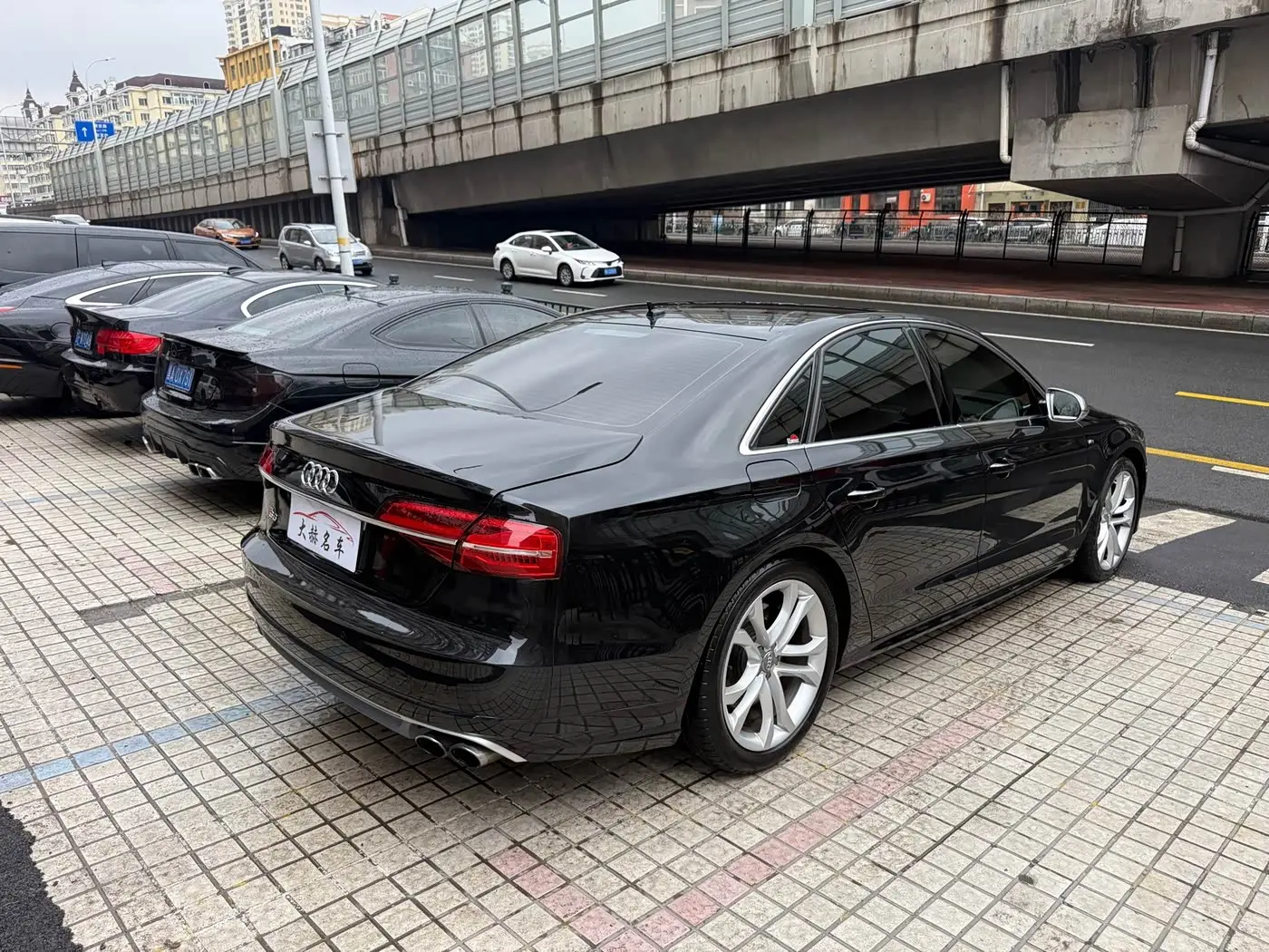 Audi S8 2013 — Photo 4/13