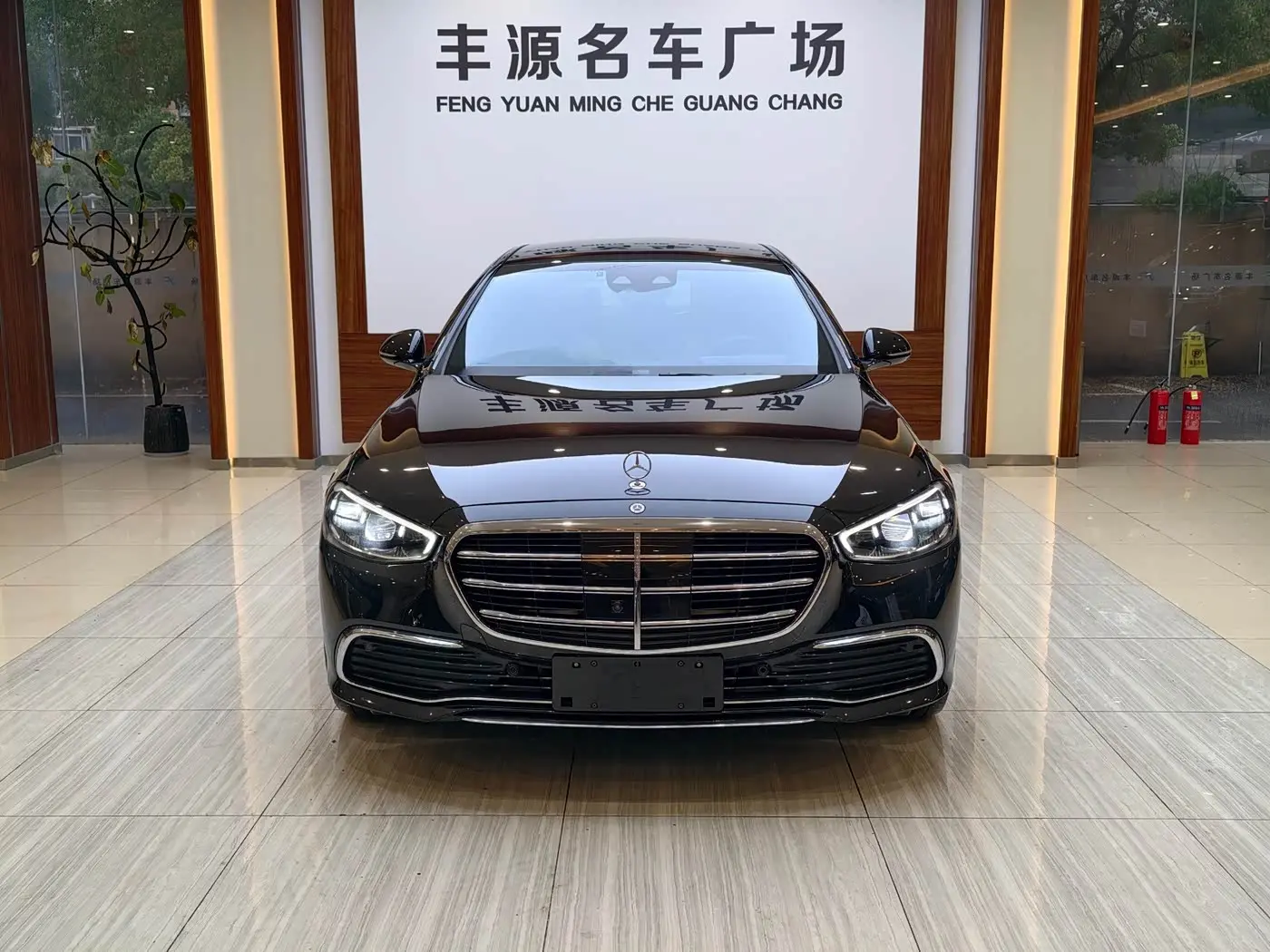Mercedes-Benz S-Class 2021 — Фото 2/20