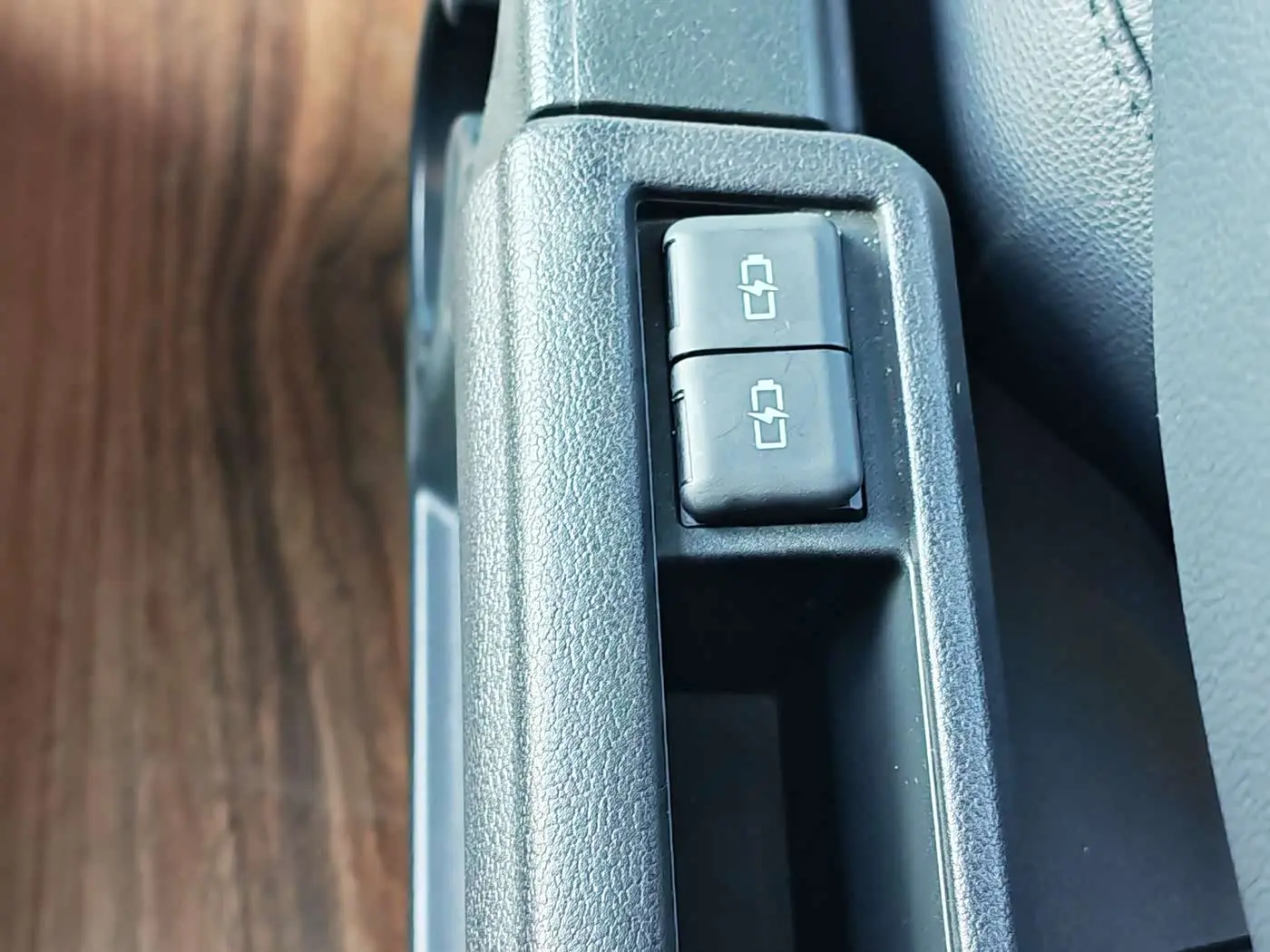 Toyota Sienna 2023 — Photo 7/11